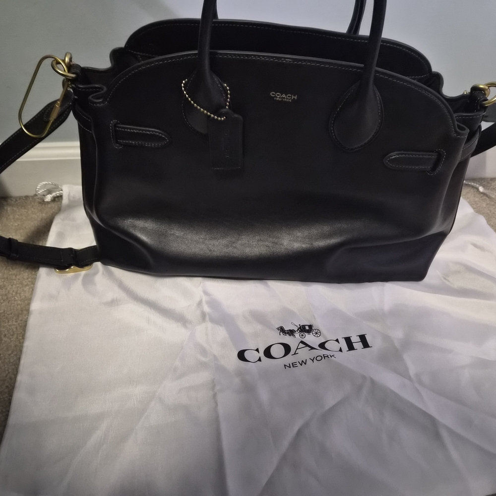 Coach Black Leather Women's Bag - Picture 2 of 6